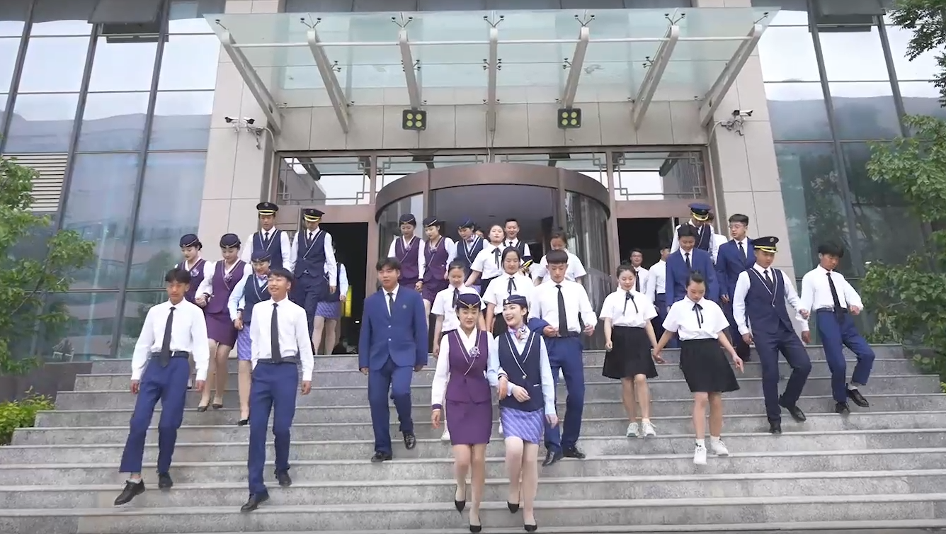 選擇蘭州鐵路技校，給你一個不一樣的未來！