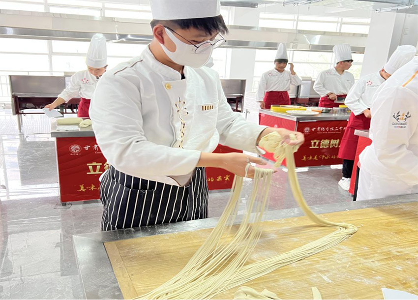 甘肅中職學校的中式烹調師的職業定義有哪些？