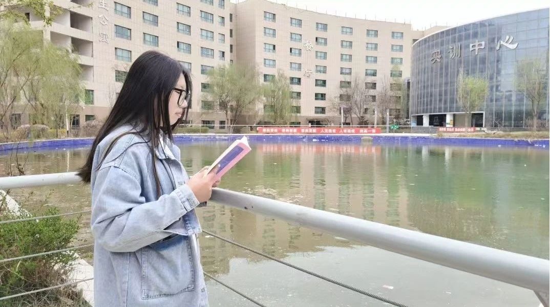 《基督山伯爵》書林漫步 經(jīng)典共享