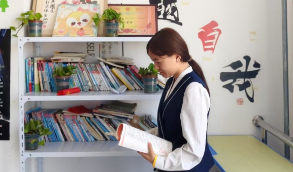 青衿之志 履踐致遠 | 學習之星：羅苗苗